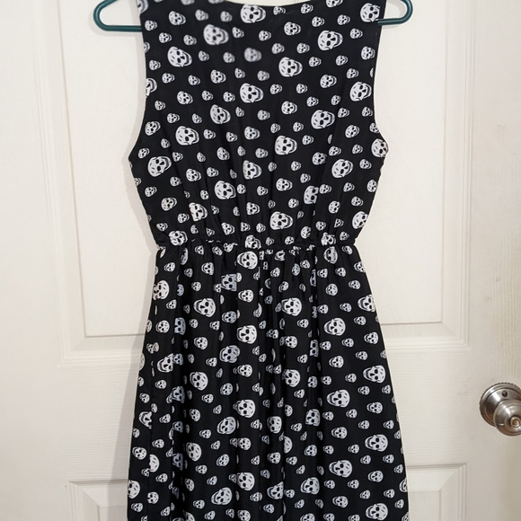 Fuchhi Skull Pattern Skater Dress - Picture 3 of 4